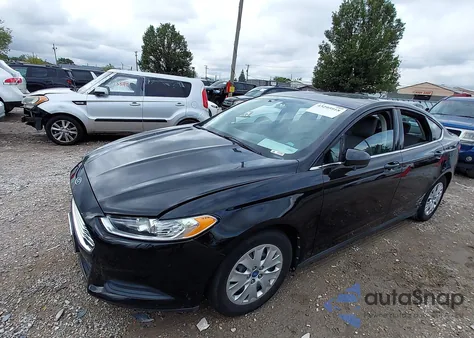 2013 Ford Fusion S из США, поврежденный, VIN 3FA6P0G76DR196630